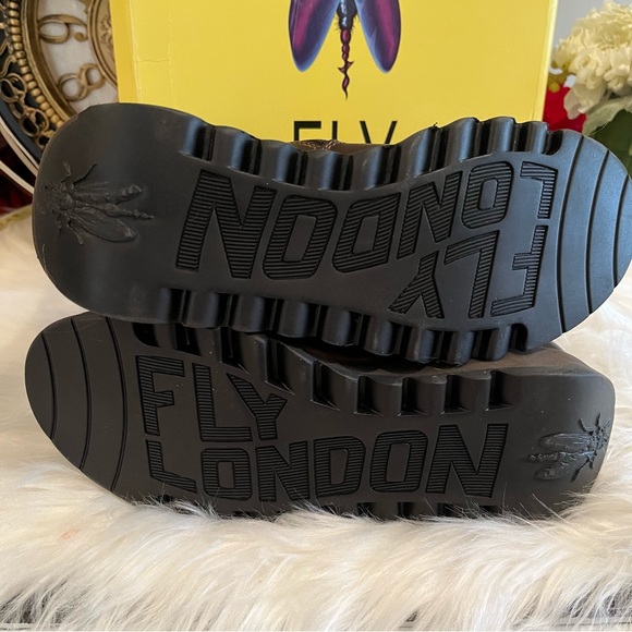 NEW Fly London Biker Three Buckle Leather Side Zip Boot Sz 37 6.5 - 7 US NIB - Picture 7 of 16